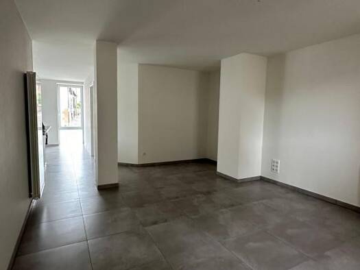 Appartement à louer 730 € 3 pièces 2 chambres 67 m² RDC Niederbronn-les-Bains 67110