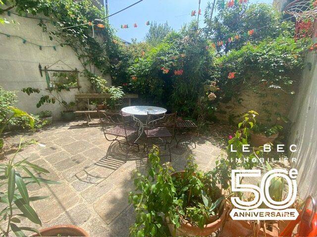 Maison 9 pièces 86 m² · à Vannes · 86,4 m² · 1 330 €