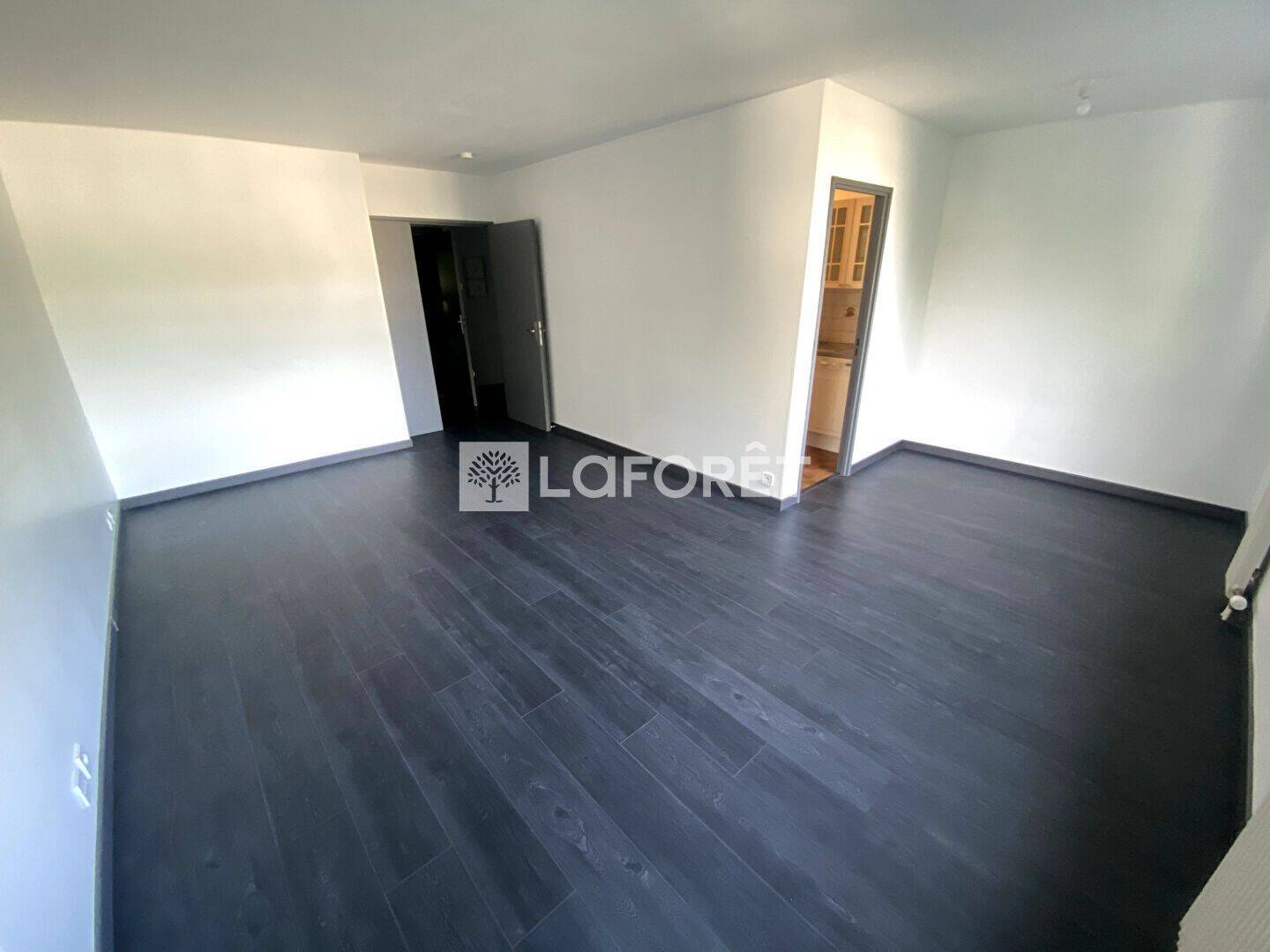 Appartement 2 pièces 54 m² · à Nanterre · 53,6 m² · 1 200 €/mois