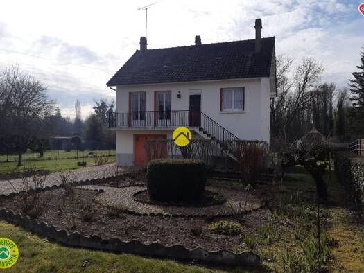 Maison à vendre 77 500 € 3 pièces 2 chambres 59 m² Villeneuve-l'Archevêque 89190