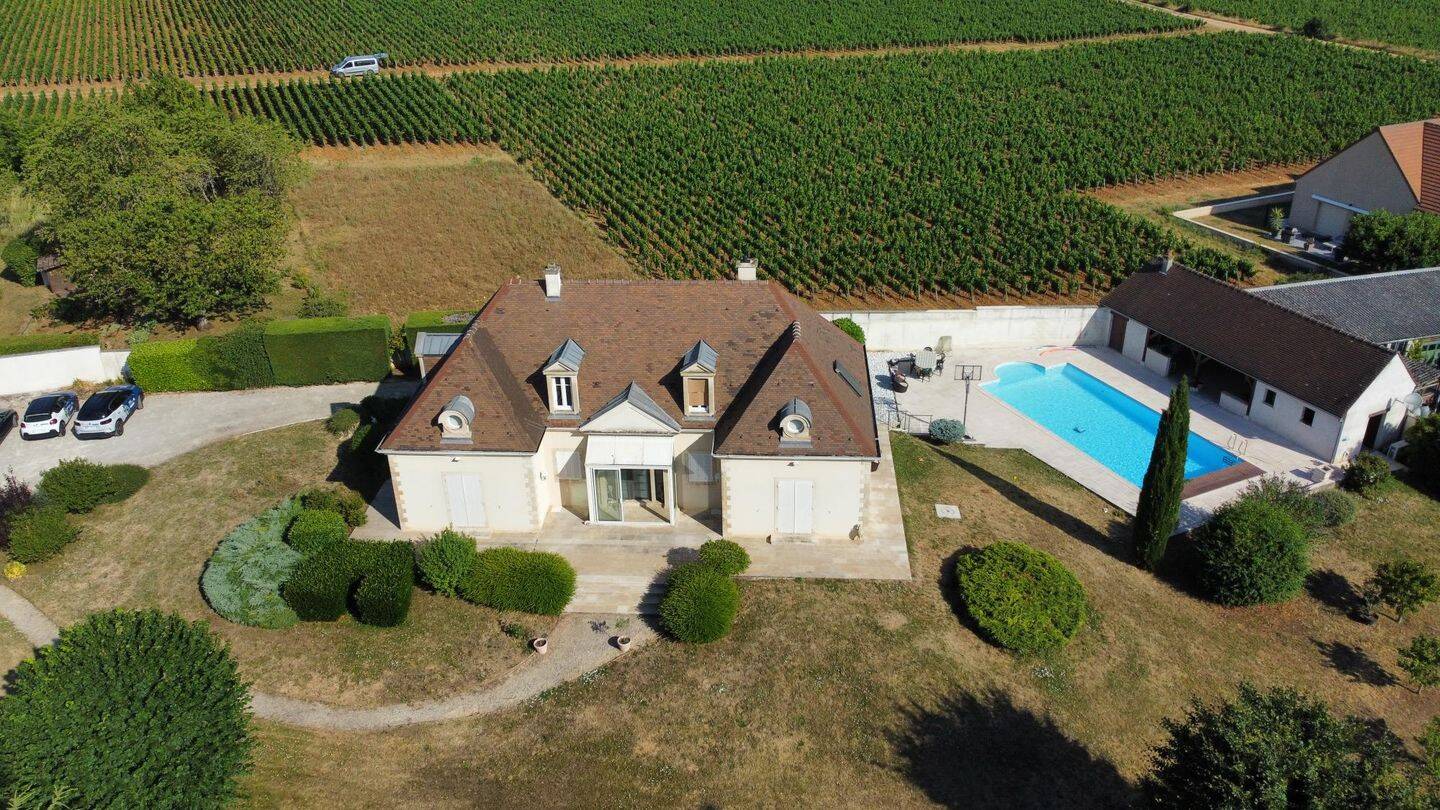 Maison 7 pièces 240 m² · à Marsannay-la-Côte · 239,6 m² · 1 360 000 €