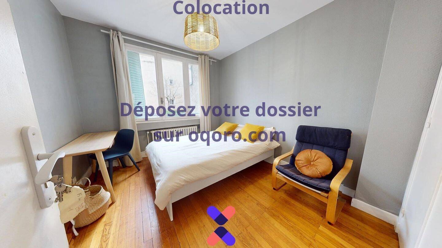 Chambre en colocation maison meublée — 1