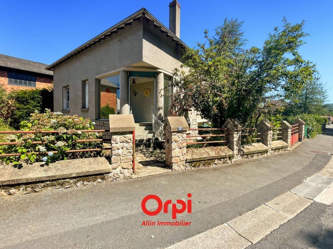 Maison 4 pièces 105 m² · à Boussac · 105 m² · 104 000 €