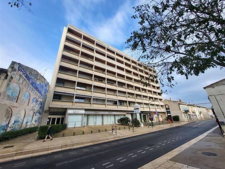 Appartement 3 pièces 56 m² · à Nîmes · 56,3 m² · 82 000 €