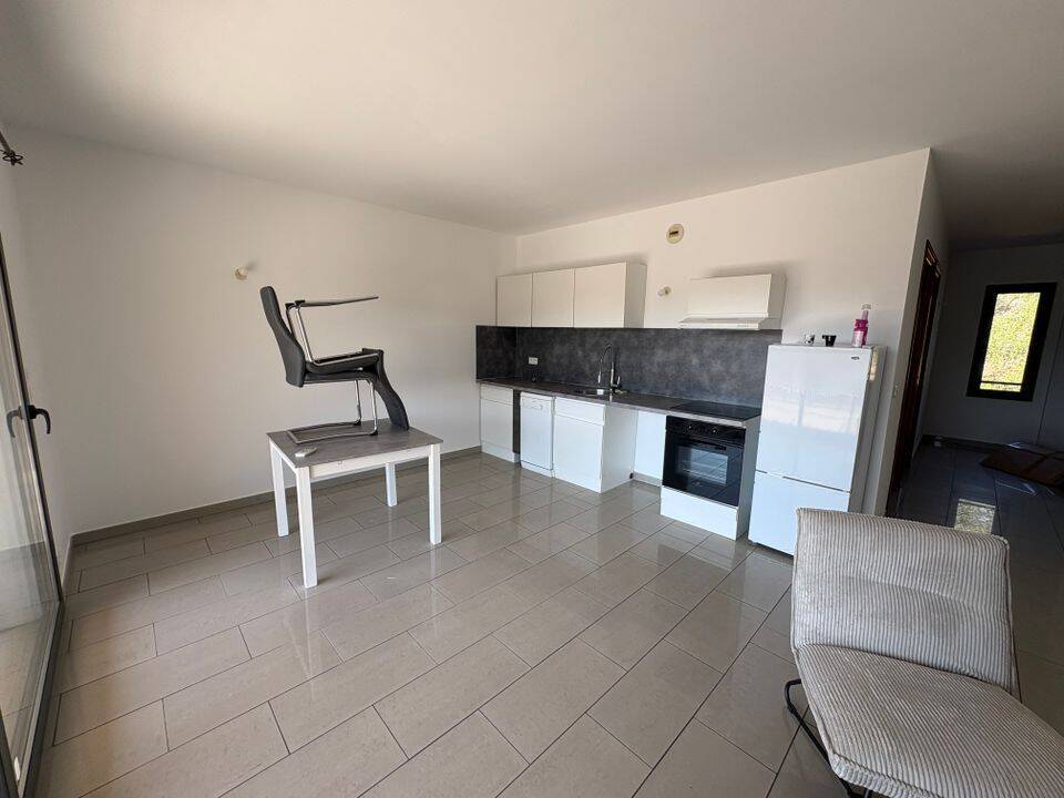 Appartement 2 pièces 50 m² · à Porto-Vecchio · 50 m² · 950 €/mois