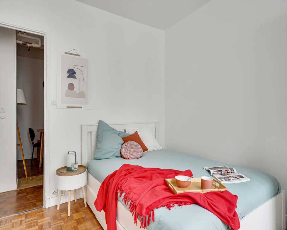 Appartement 3 pièces 60 m² · à Paris 15ème Arrondissement · 60 m² · 1 080 €