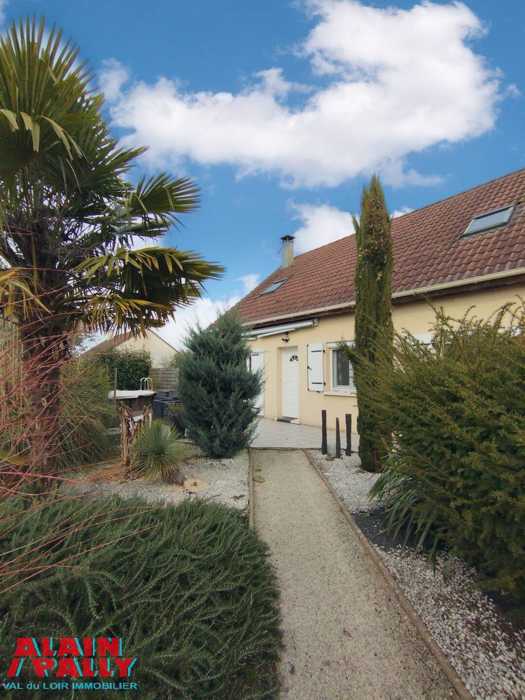 Maison 5 pièces 160 m² · à Châteaudun · 160 m² · 212 000 €