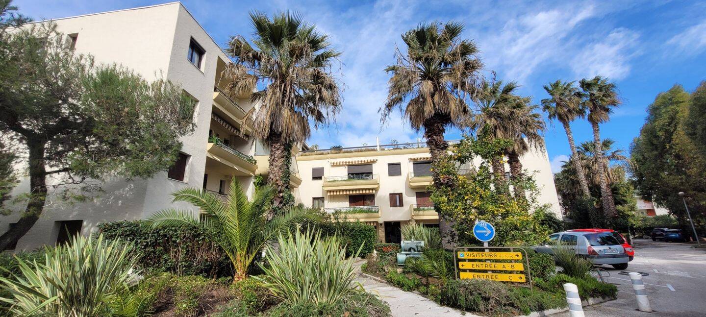 Appartement 1 pièce 23 m² · à Six-Fours-les-Plages · 23 m² · 119 000 €