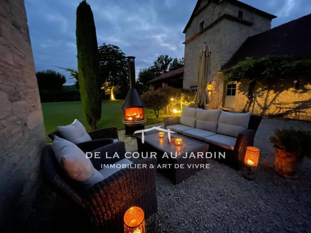 Maison 14 pièces 416 m² · à Caylus · 416 m² · 1 449 000 €