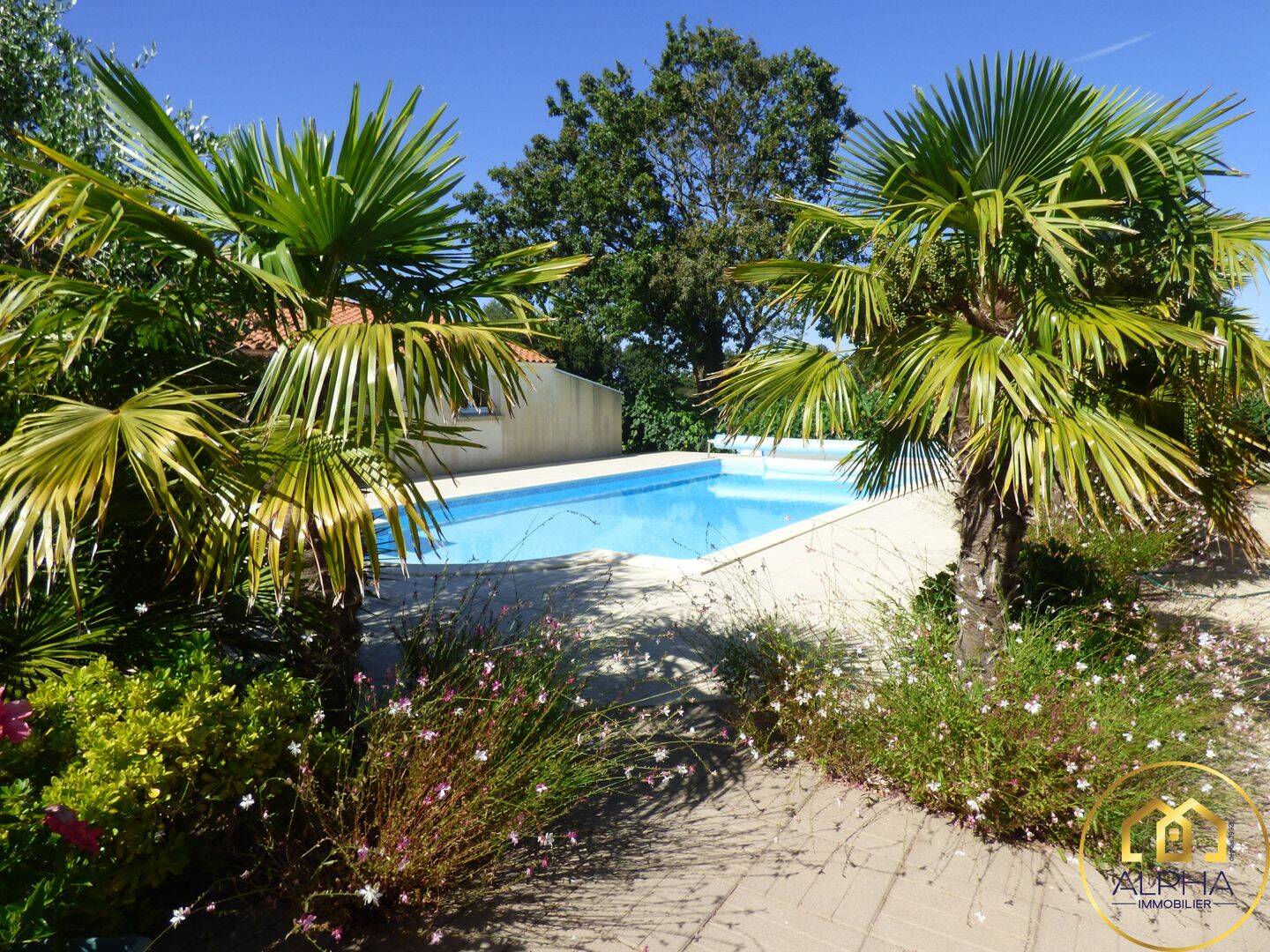 Maison 4 pièces 119 m² · à Grosbreuil · 118,5 m² · 398 000 €