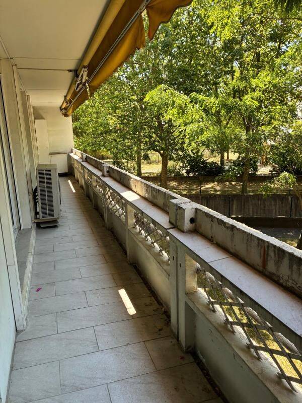 Appartement 4 pièces 81 m² · à Lyon 8ème Arrondissement · 81,5 m² · 310 000 €