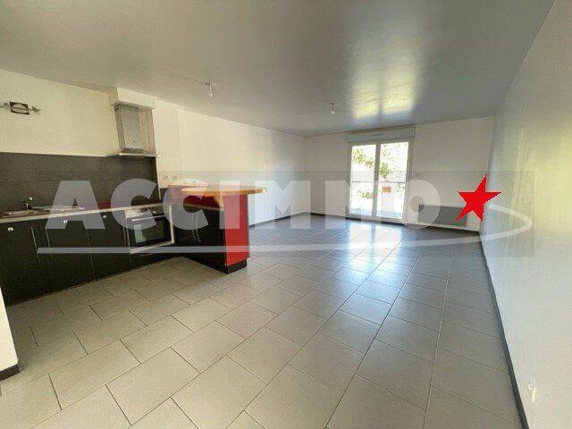 Maison 4 pièces 90 m² · à Lanta · 90 m² · 920 €