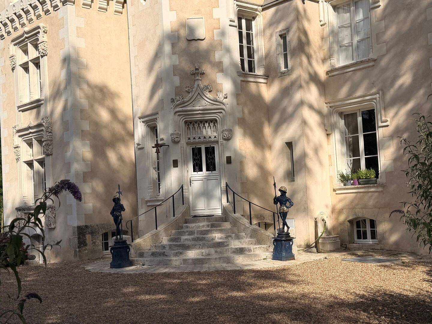 Maison 10 pièces 350 m² · à Orbigny · 350 m² · 1 600 000 €