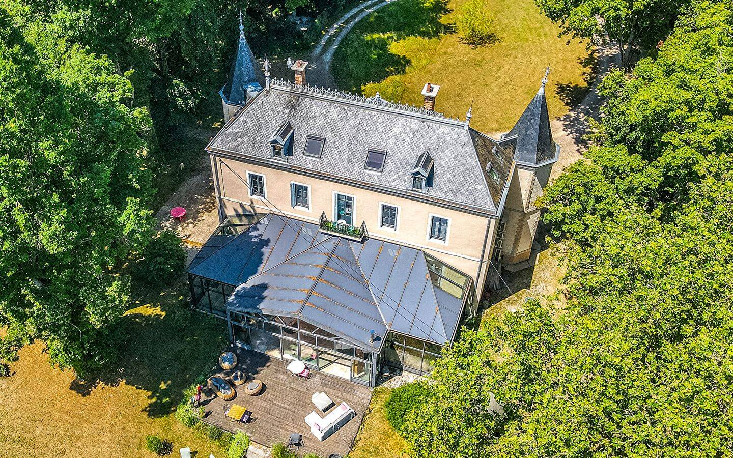 Maison 10 pièces 264 m² · à Chalon-sur-Saône · 264 m² · 1 290 000 €