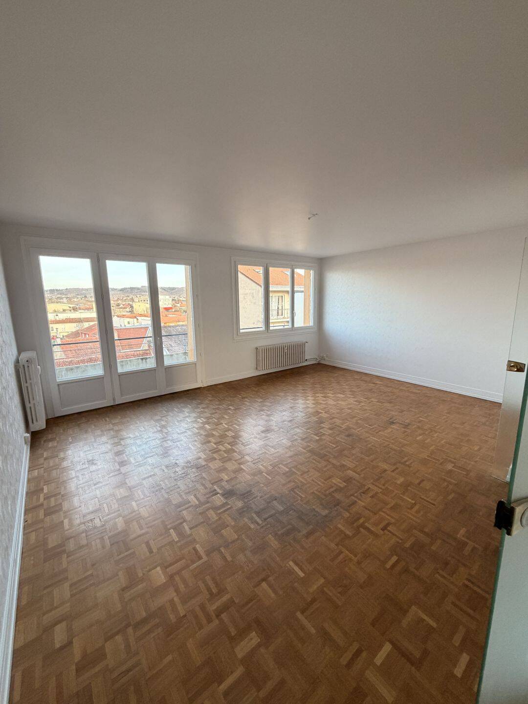 Appartement 2 pièces 60 m² · à Montluçon · 60 m² · 650 €