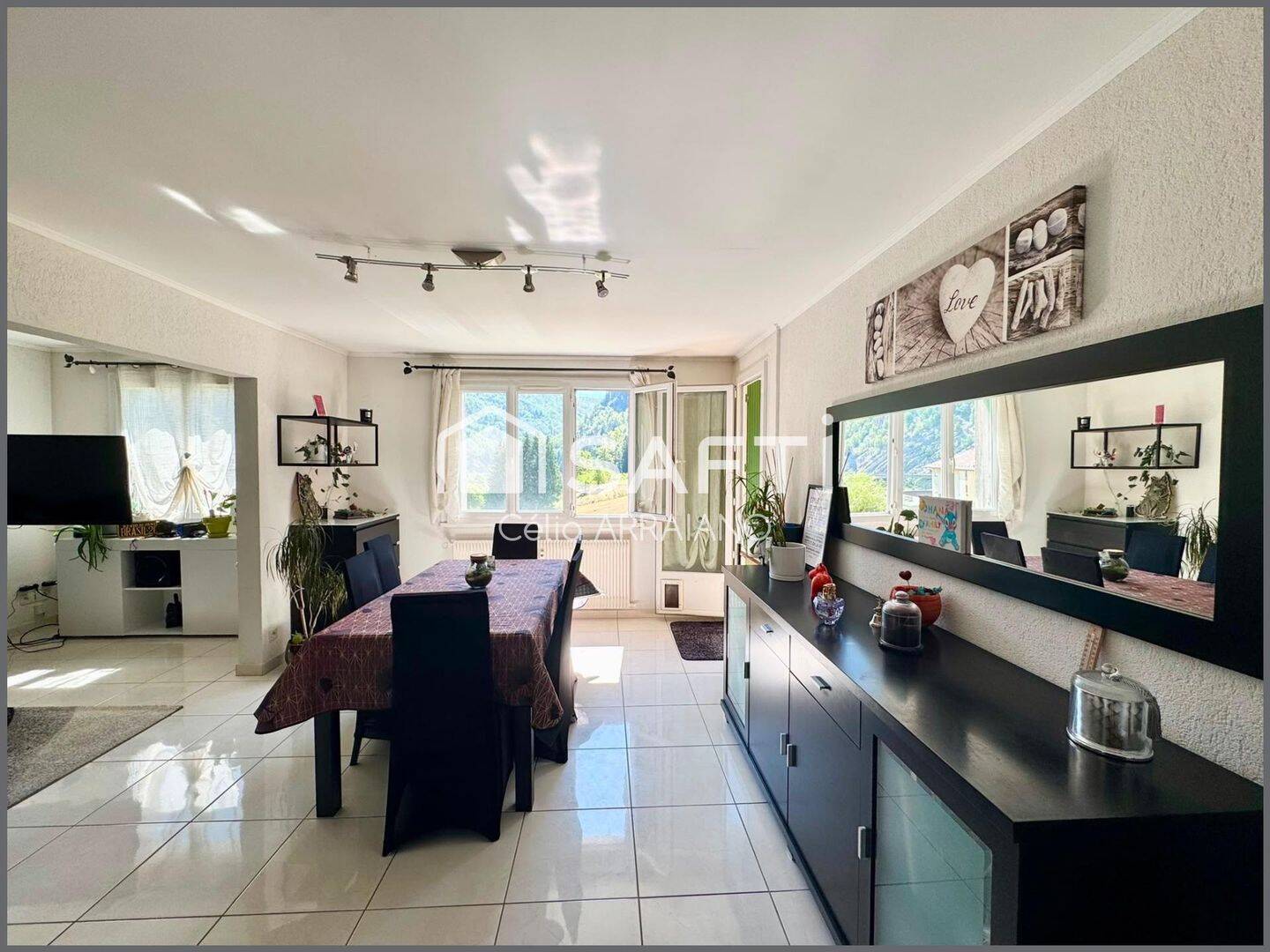 Appartement 5 pièces 84 m² · à Hauts de Bienne · 84 m² · 1 090 €/mois