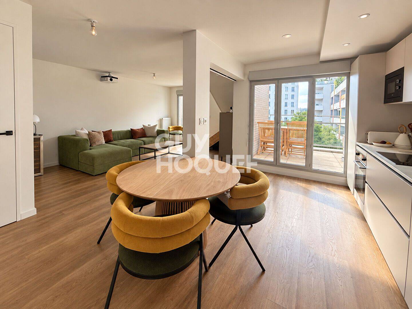 Appartement 3 pièces 71 m² · à Lyon 7ème Arrondissement · 71,3 m² · 1 460 €/mois