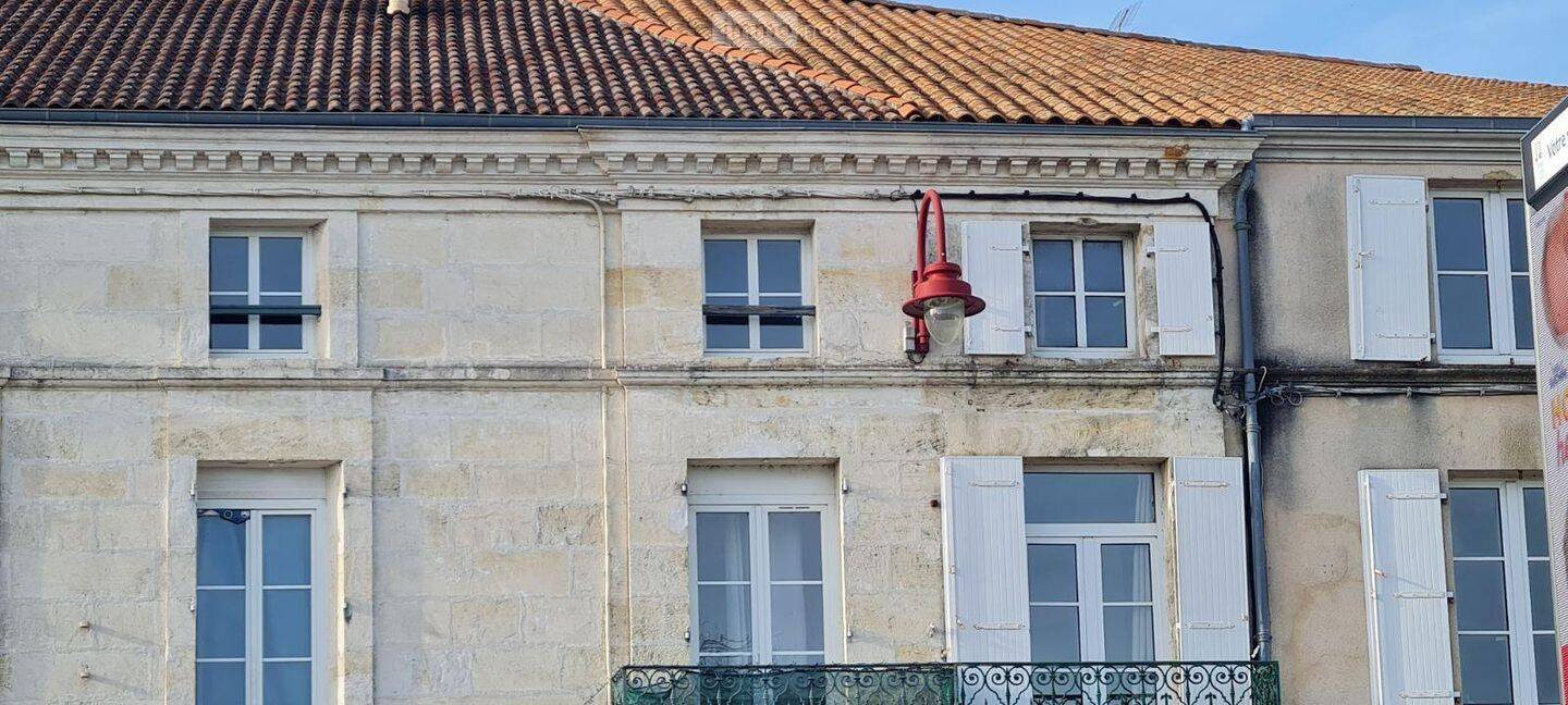 Appartement 3 pièces 65 m² · à Pont-l'Abbé-d'Arnoult · 65 m² · 620 €