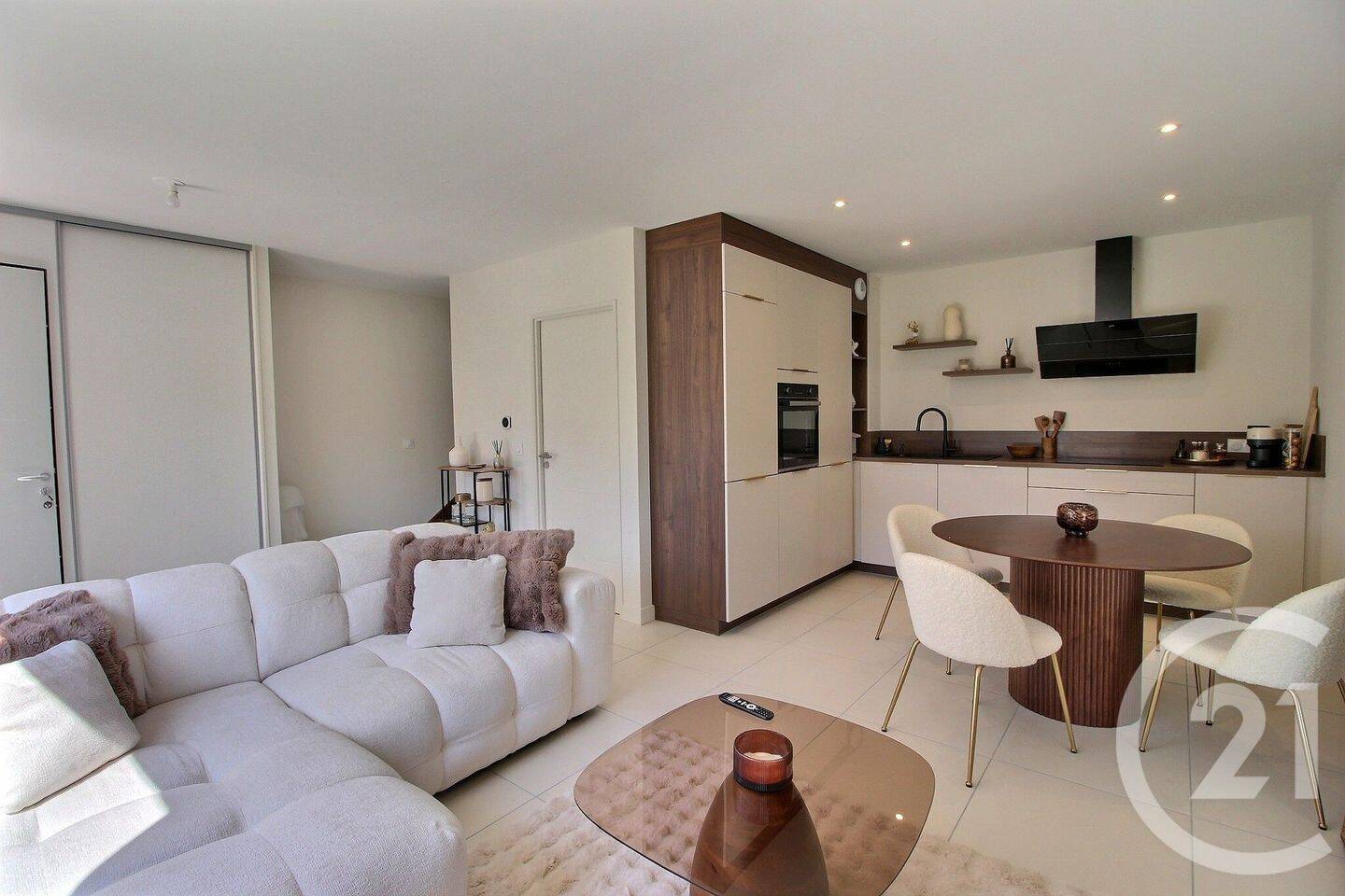 Appartement 3 pièces 68 m² · à Messery · 68 m² · 1 850 €/mois