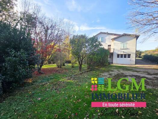 Maison à vendre 220 000 € 6 pièces 4 chambres 204 m² 2 527 m² de terrain Rural Nord et Rural Est Castres 81100