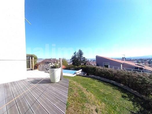 Maison à vendre 499 900 € 8 pièces 6 chambres 170 m² 650 m² de terrain Chataigneraie-Vallieres Beaumont 63110