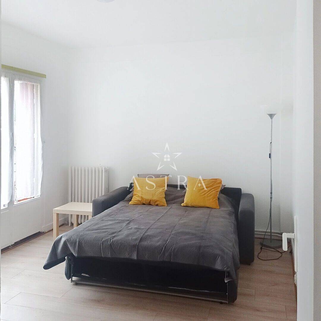 Appartement 1 pièce 27 m² · à Sceaux · 27,3 m² · 175 000 €