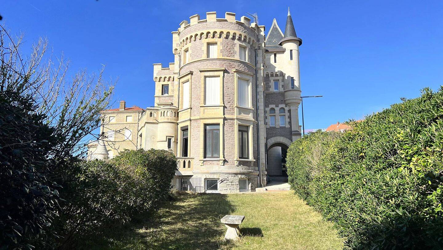 Appartement 4 pièces 81 m² · à Biarritz · 80,7 m² · 1 990 000 €