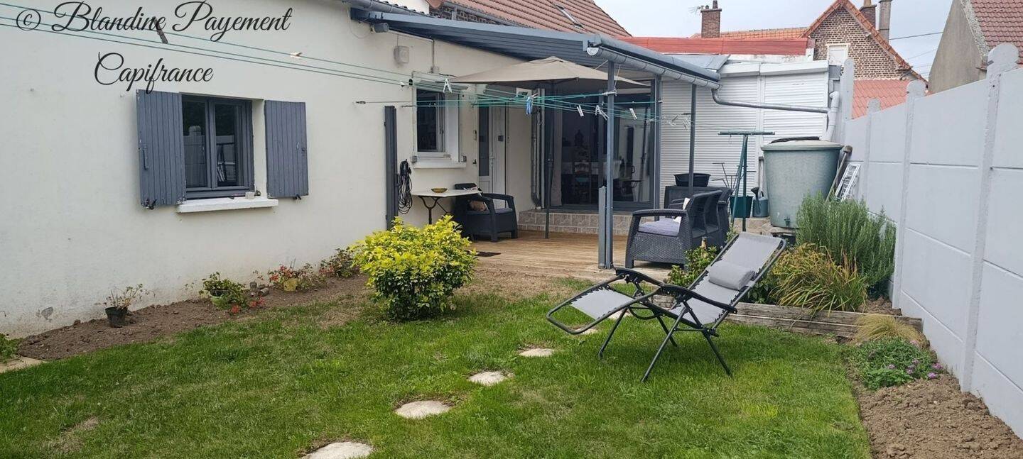 Maison 6 pièces 152 m² · à Rœux · 152 m² · 229 500 €