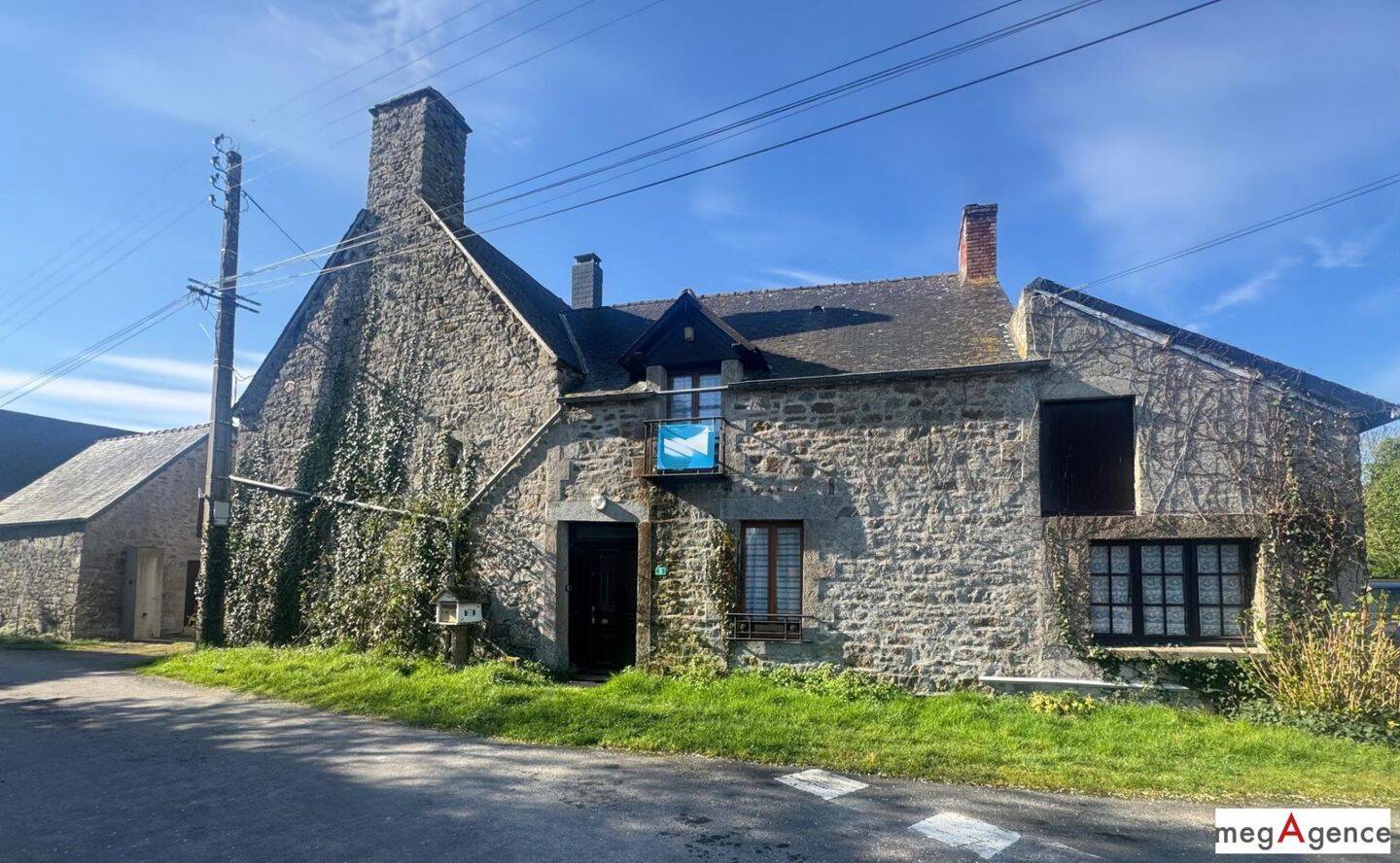 Maison 3 pièces 104 m² · à Dol-de-Bretagne · 104 m² · 203 000 €