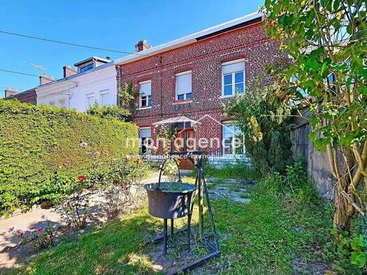Maison jumelée à vendre 284 500 € 6 pièces 2 chambres 138 m² 294 m² de terrain Gare-Jouvenet Rouen 76000