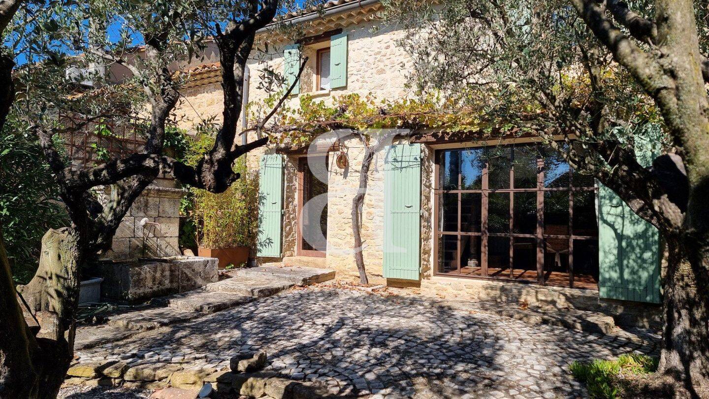 Maison 4 pièces 185 m² · à Beaumes-de-Venise · 185 m² · 599 000 €