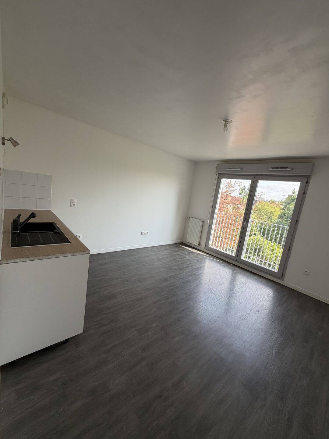 Appartement 1 pièce 28 m² · à Sevran · 28,4 m² · 700 €/mois