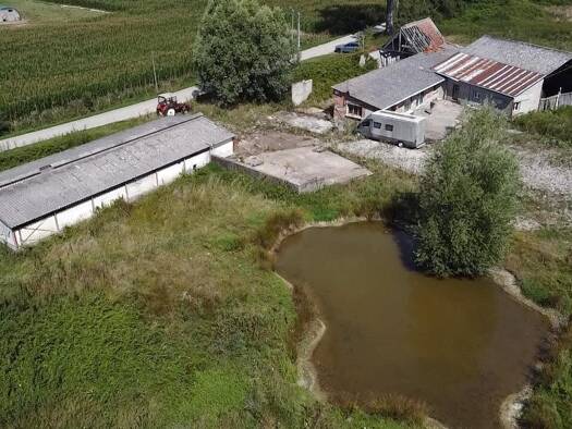 Villa à vendre 199 000 € 3 pièces 1 chambre 30 m² 67 000 m² de terrain La Chapelle-Naude 71500