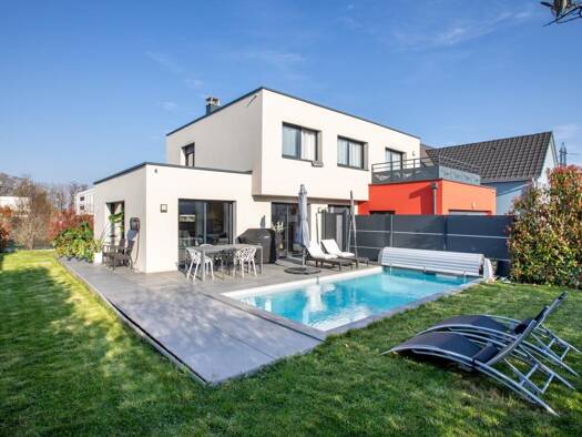 Villa à vendre 680 000 € 6 pièces 4 chambres 152 m² 500 m² de terrain Sierentz 68510