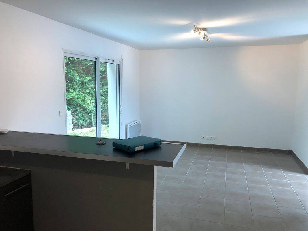 Maison 4 pièces 90 m² · à Saint-Yzan-de-Soudiac · 90 m² · 890 €/mois