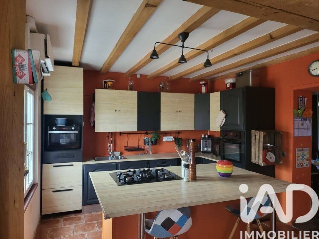 Maison 5 pièces 109 m² · à Étricourt-Manancourt · 109 m² · 188 000 €