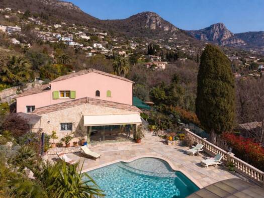 Maison à vendre 1 270 000 € 6 pièces 4 chambres 158 m² 776 m² de terrain Sainte Colombe Vence 06140