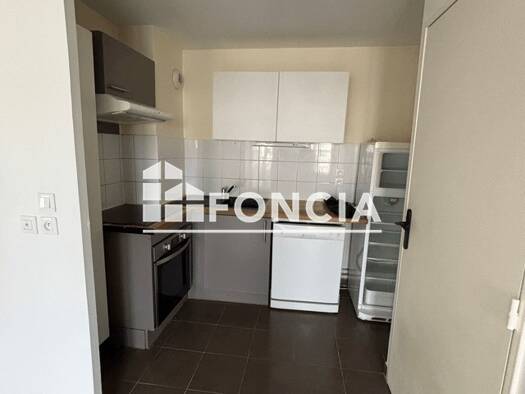 Appartement à louer 929 € 3 pièces 2 chambres 55,7 m² 1er étage Limite Persan-Bernes Persan 95340