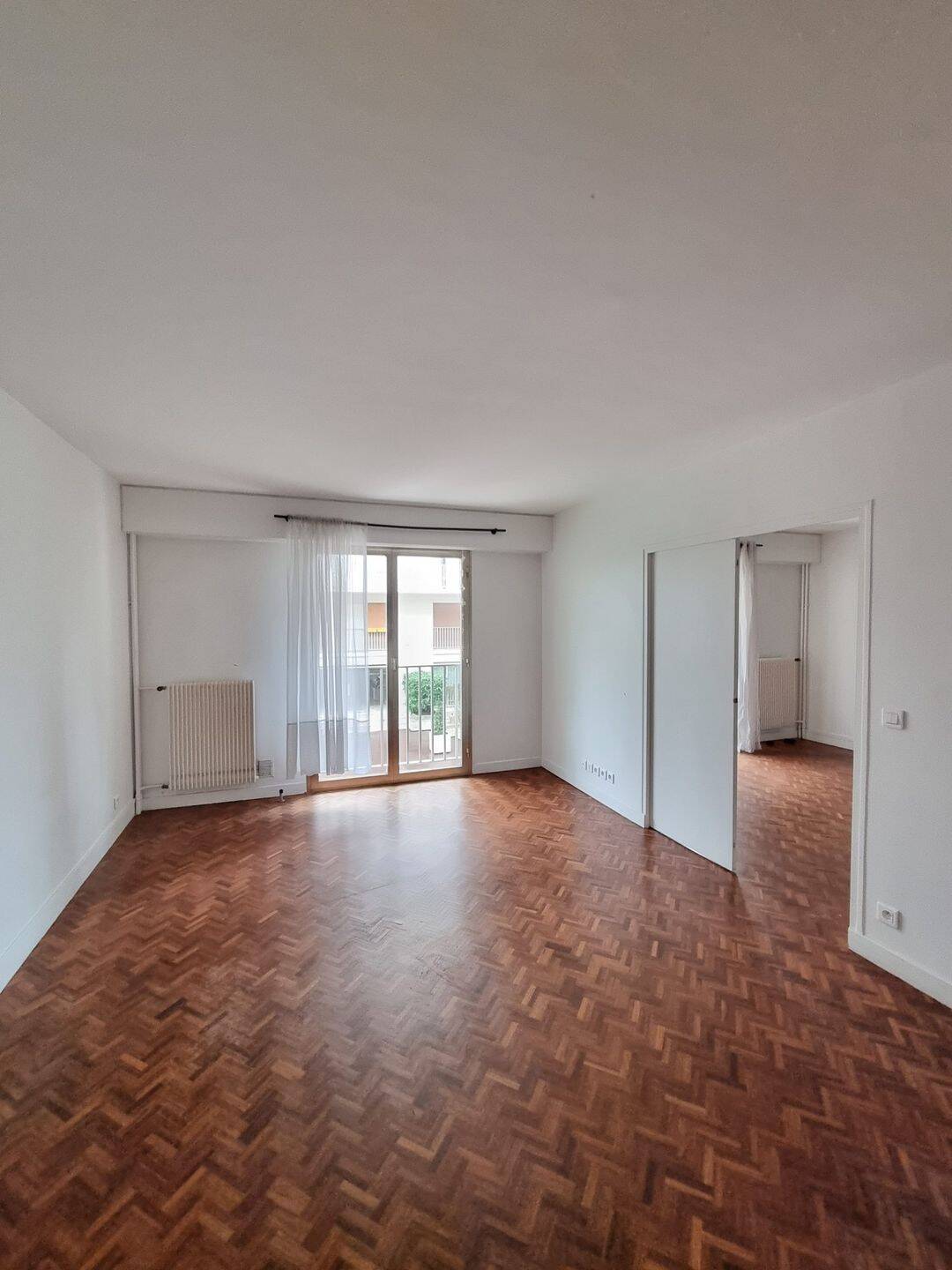 Appartement 2 pièces 51 m² · à Versailles · 50,6 m² · 299 800 €