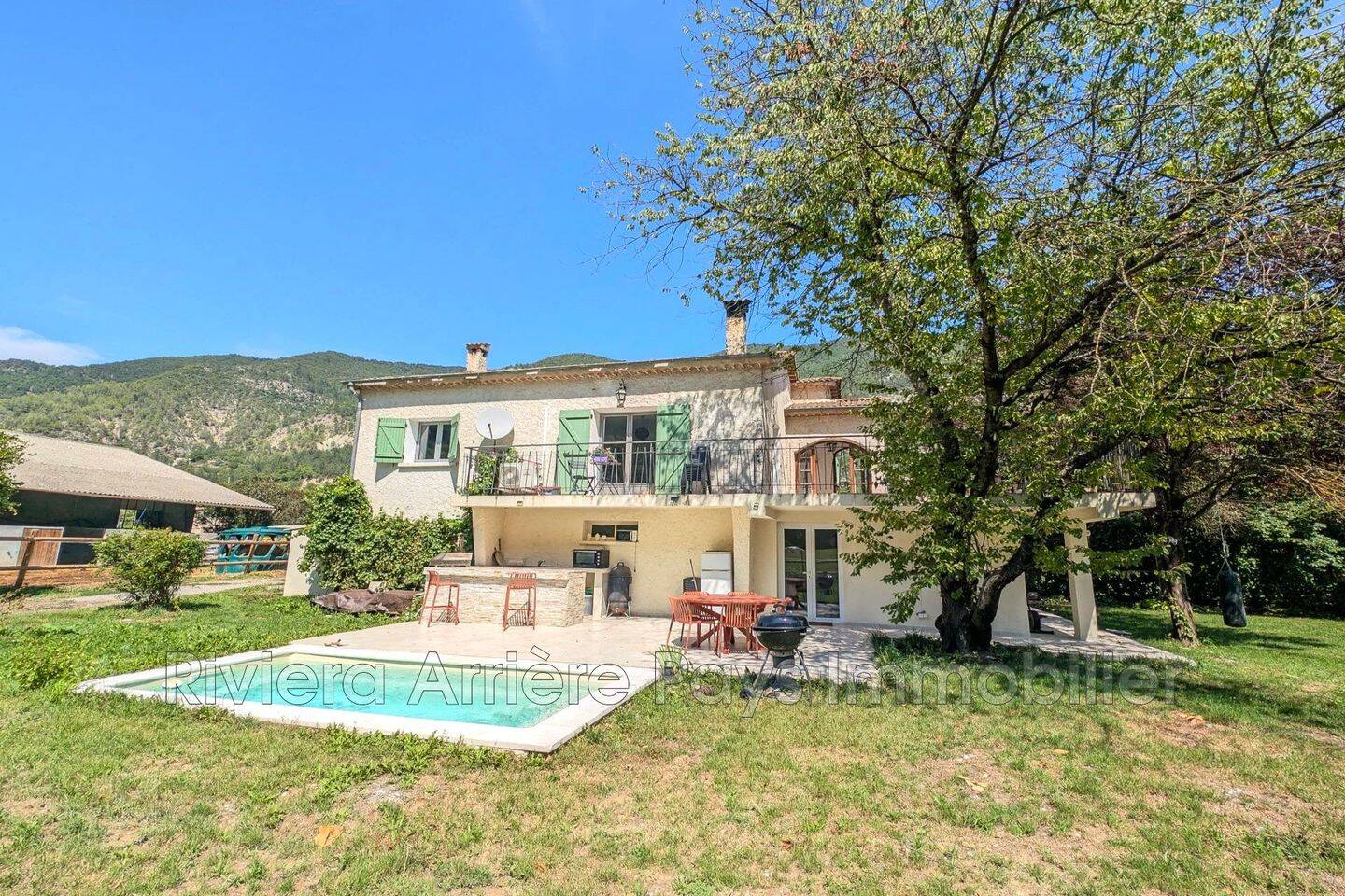 Maison 6 pièces 116 m² · à Entrevaux · 115,6 m² · 340 000 €