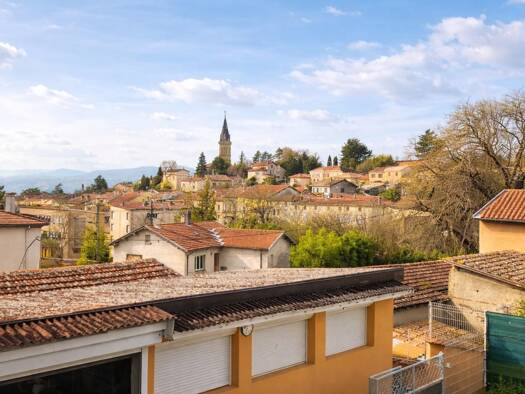 Maison à vendre 290 000 € 5 pièces 3 chambres 140 m² 500 m² de terrain Centre Roussillon 38150