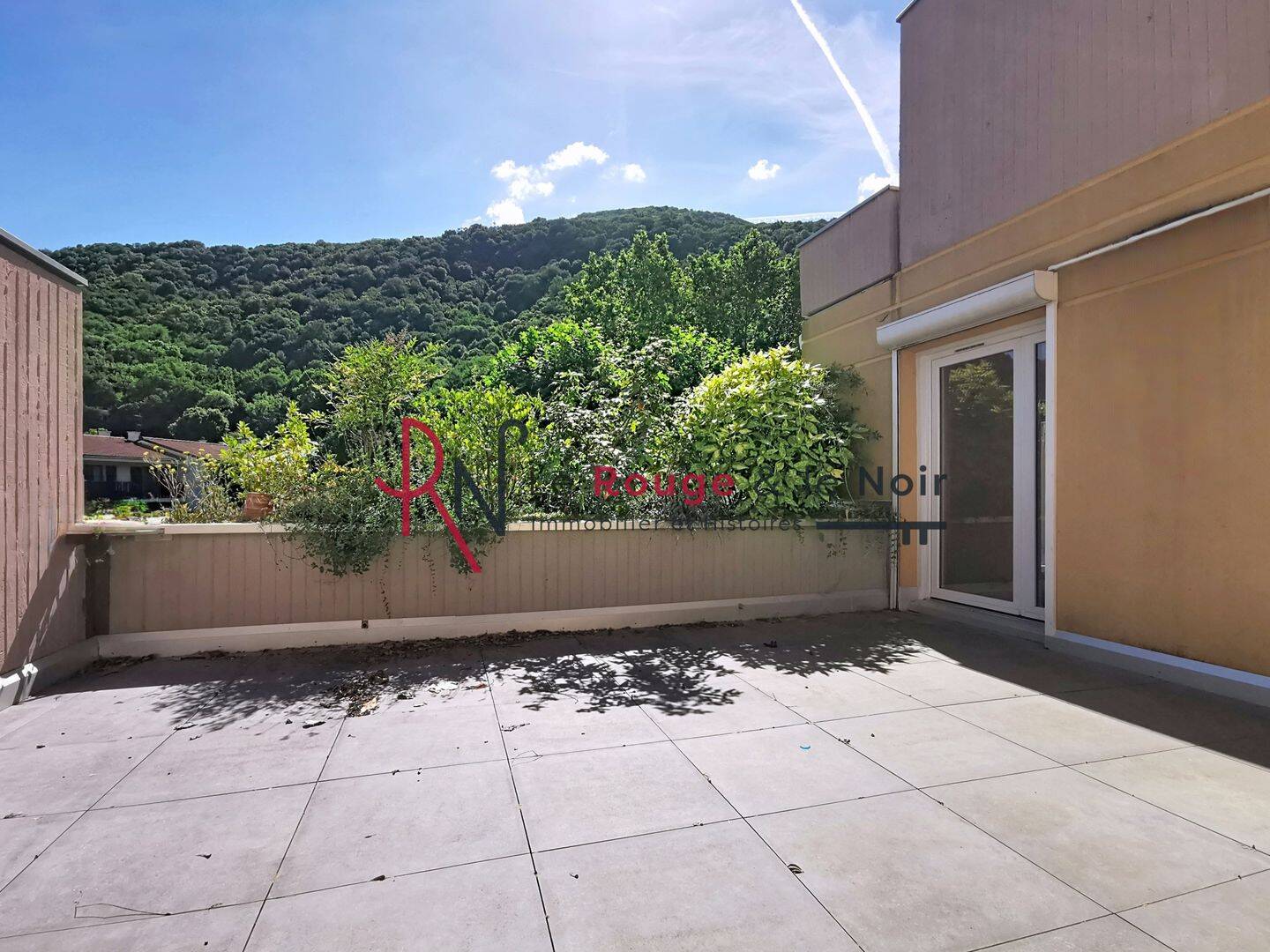 Appartement 3 pièces 91 m² · à Poisat · 91 m² · 260 000 €