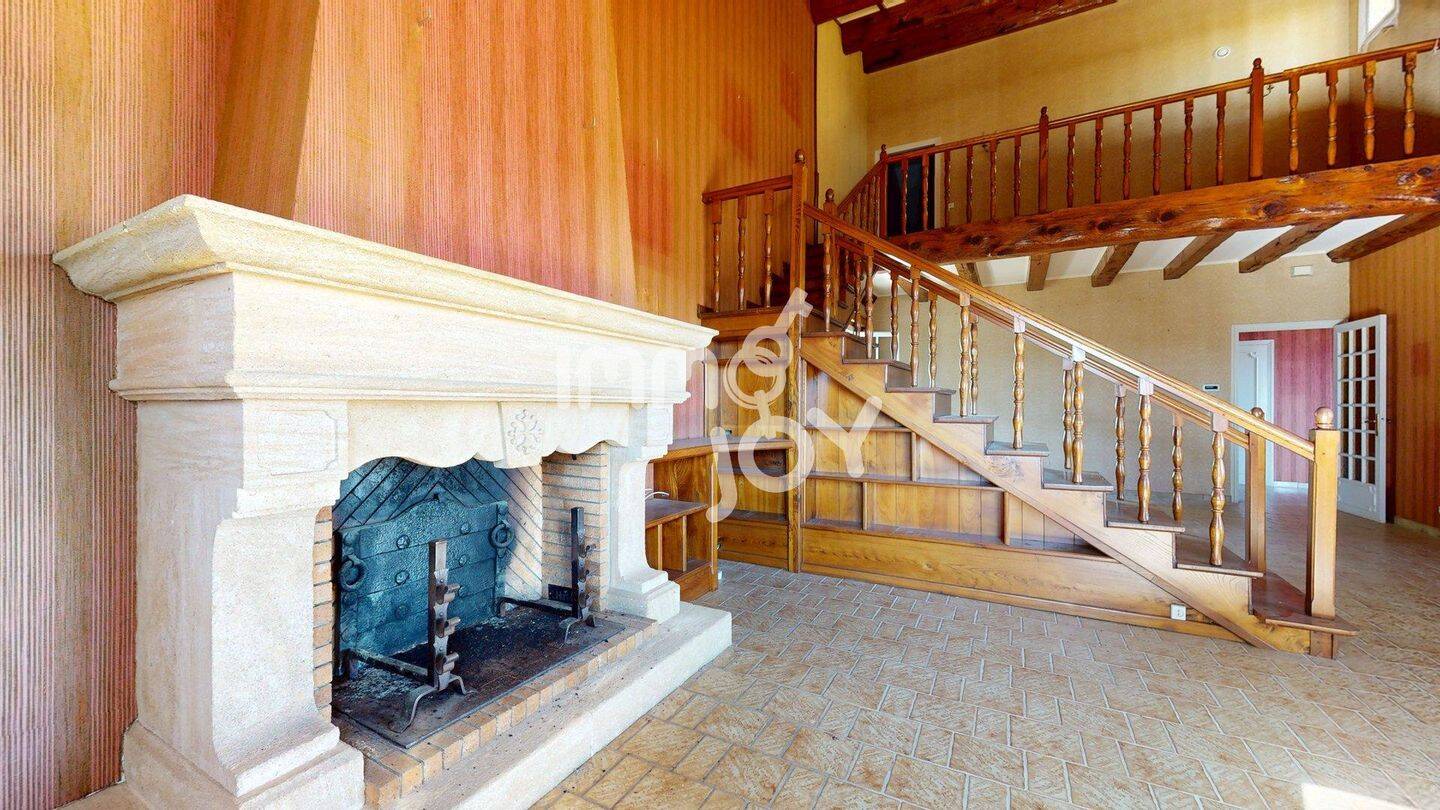 Maison 6 pièces 242 m² · à Tourbes · 242 m² · 350 000 €