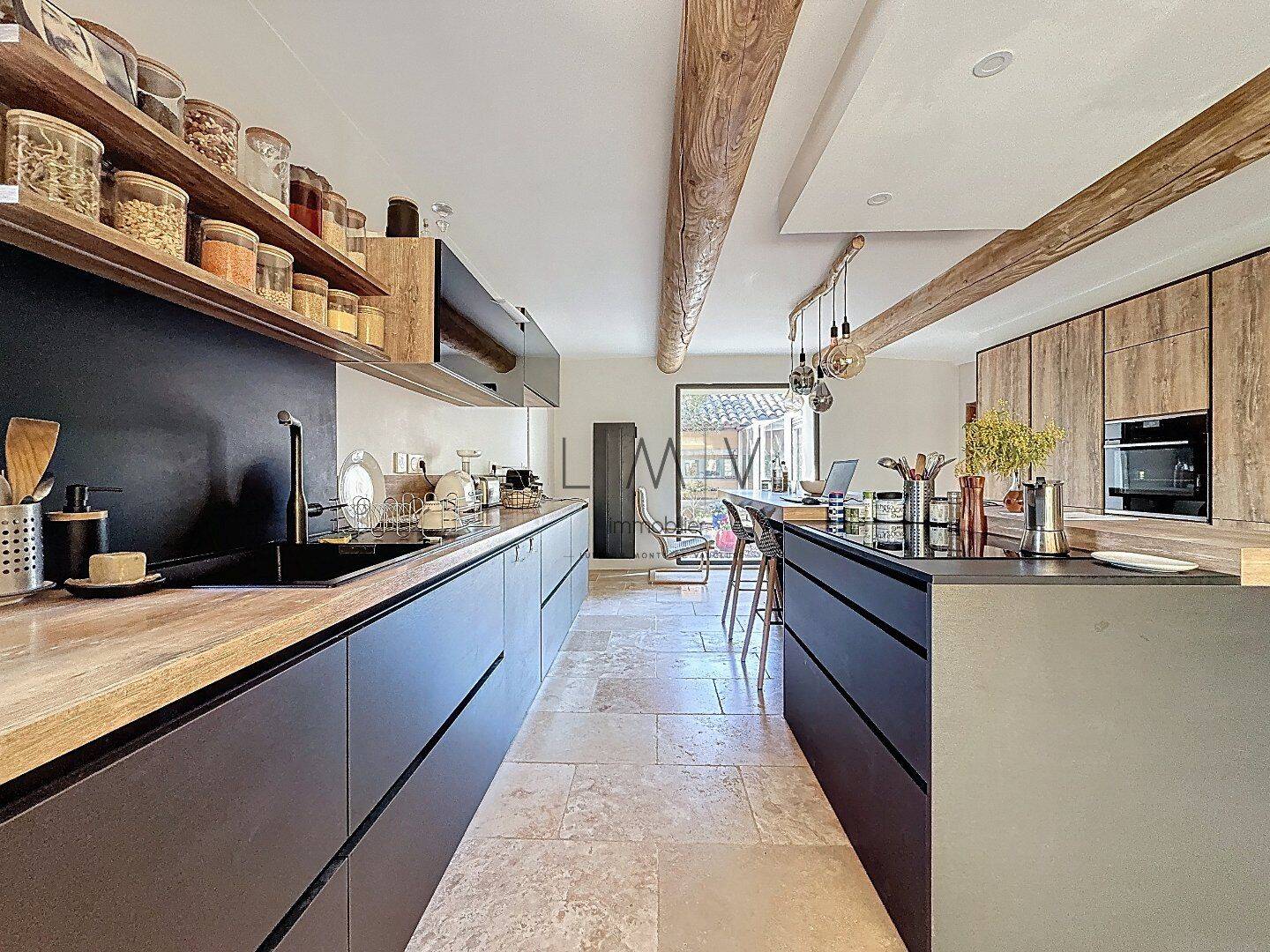 Maison 10 pièces 298 m² · à Cavaillon · 298 m² · 720 000 €