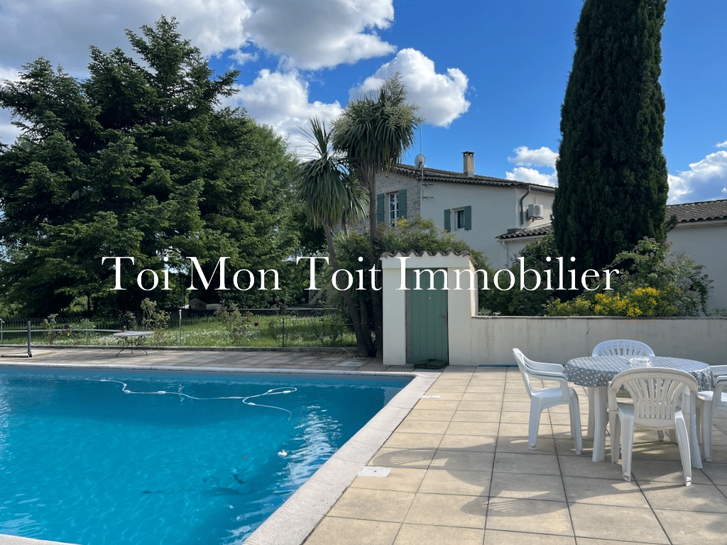 Maison 8 pièces 242 m² · à Sauve · 242 m² · 499 000 €
