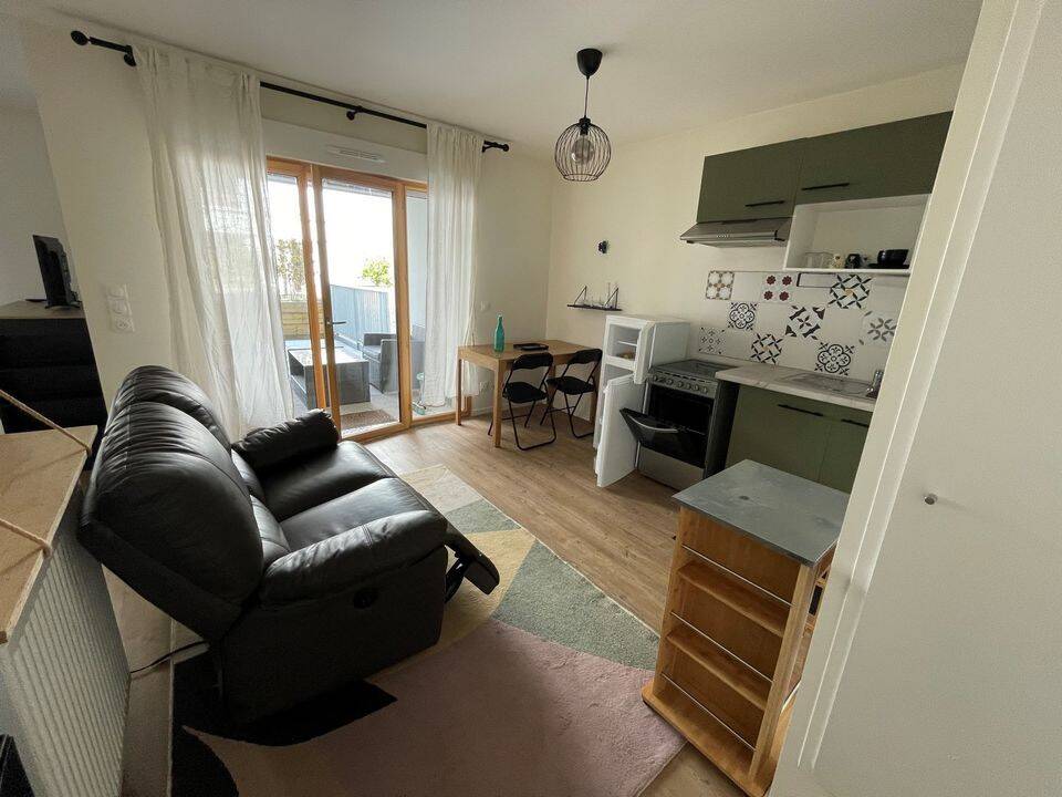Appartement 2 pièces 32 m² · à Bordeaux · 32 m² · 799 €