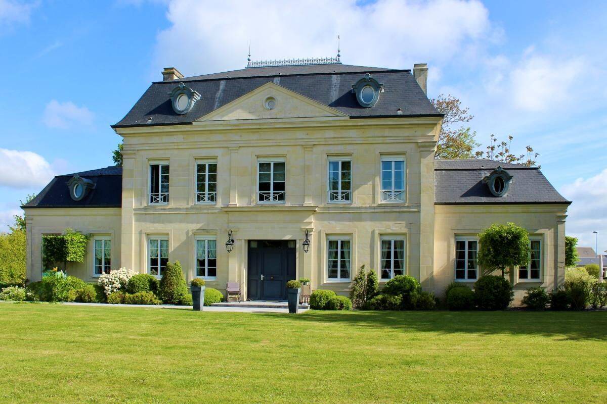 Maison 470 m² · à Caen · 470 m² · 1 980 000 €