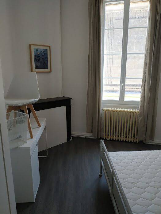 Colocation à louer - Bordeaux - 520 € - 6 pièces, 1 chambre, disponible dès maintenant · 520 €/mois