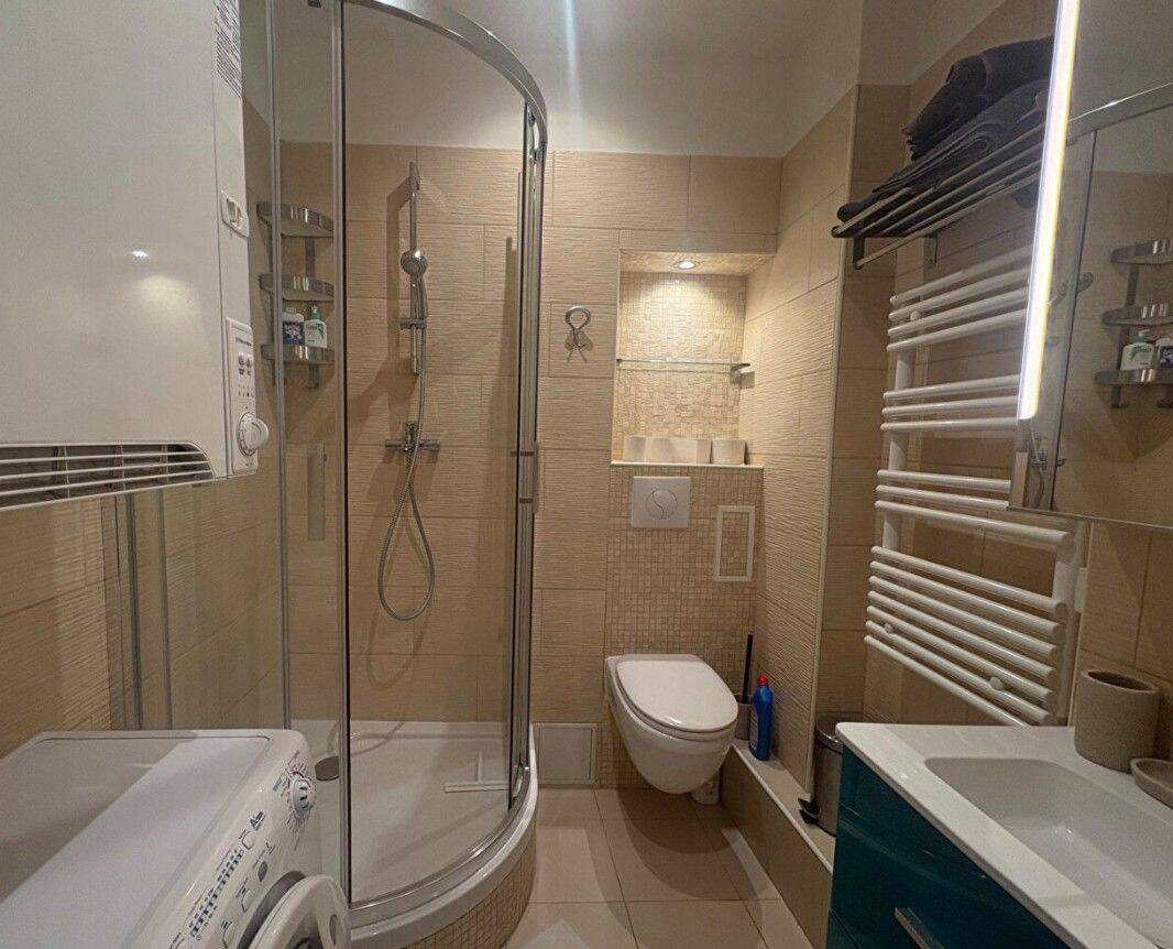 Appartement 2 pièces 36 m² · à Paris 9ème Arrondissement · 36 m² · 1 350 €