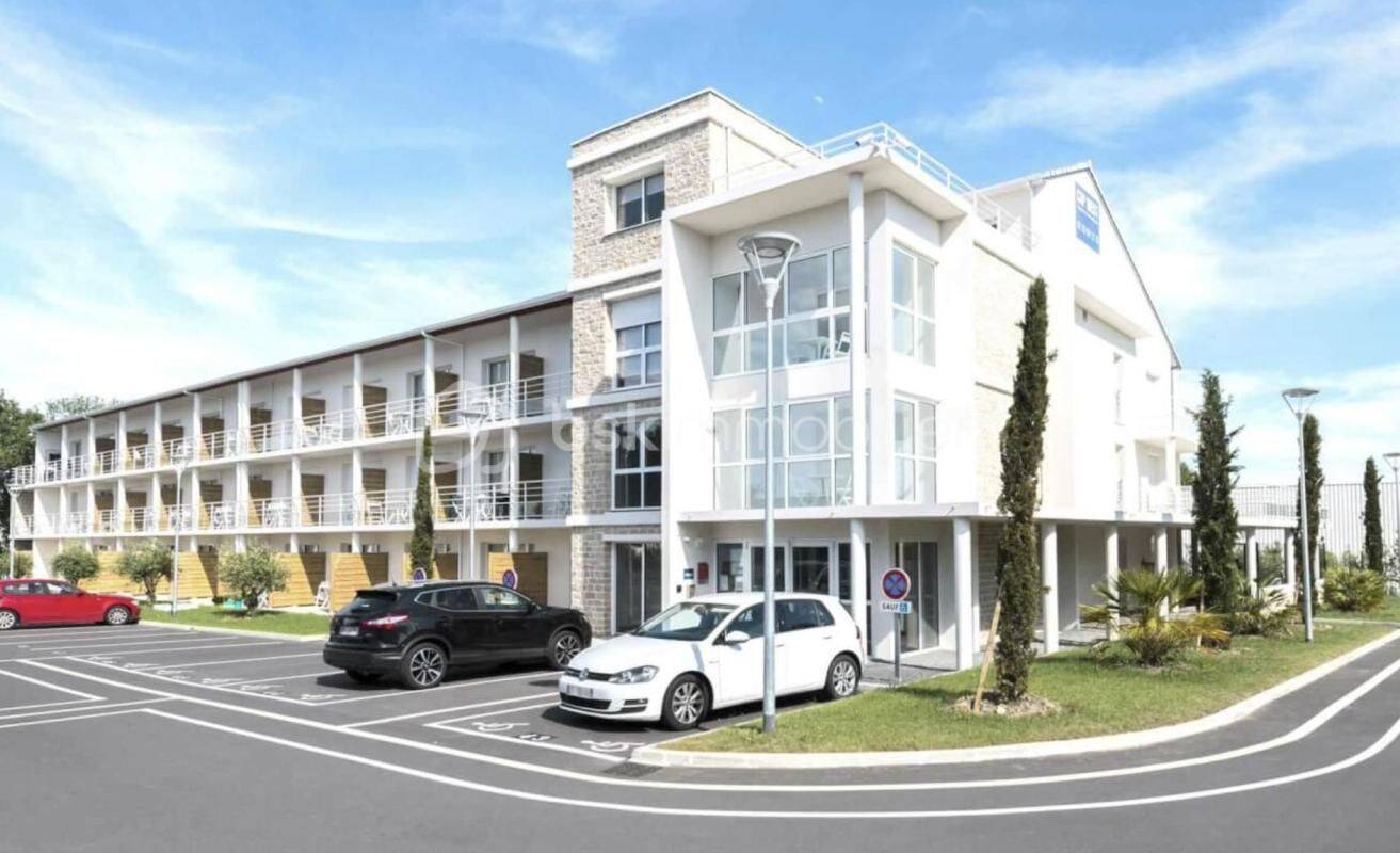 Appartement 1 pièce 28 m² · à Carquefou · 27,6 m² · 55 000 €